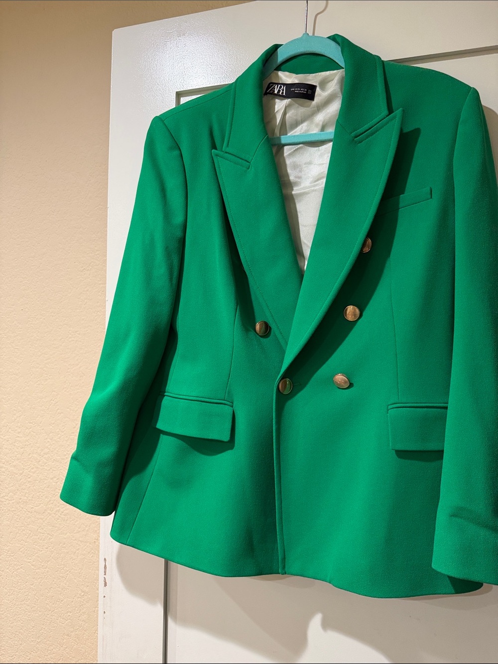 Zara Bright Green Double-Breasted Blazer with Gold Buttons - Picture 4 of 6